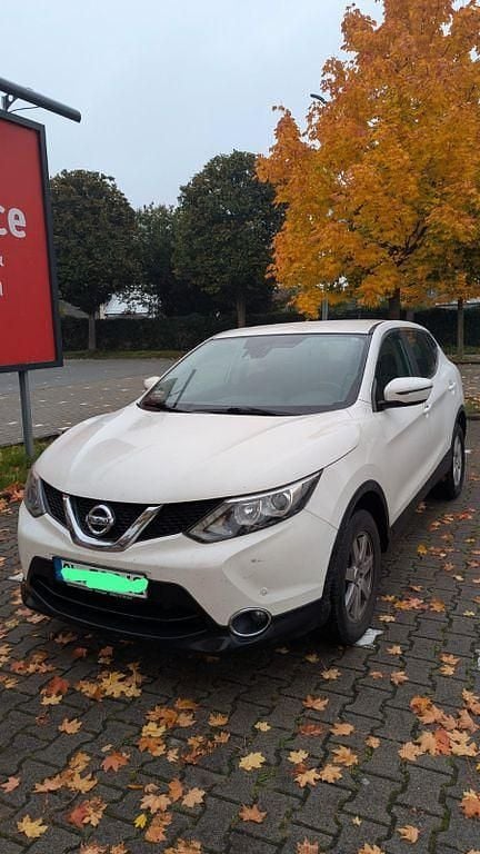 Weiß Gebraucht 2014 Nissan Qashqai Acenta SUV | 7.000 € (Fairer Preis) - Bild 1/4