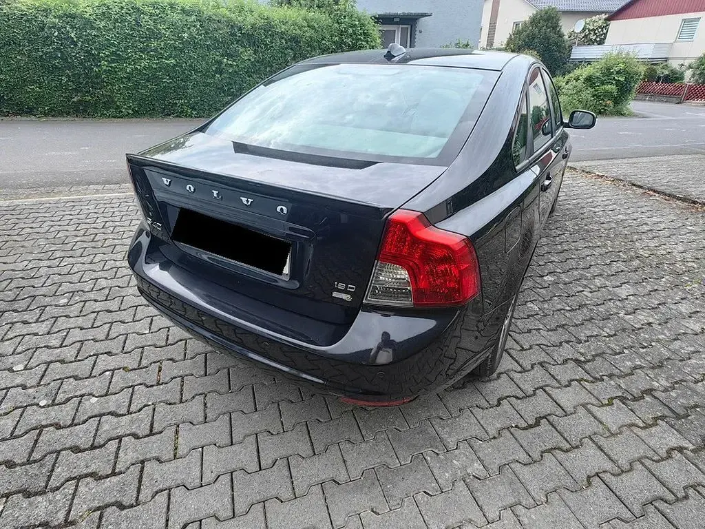 Gebraucht Volvo S40 109 PS (80 kW) 2009 Schwarz Limousine