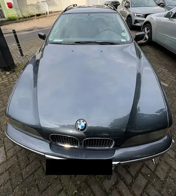 Second-hand BMW 520 150 CP (110 kW) 1997 Gri Break