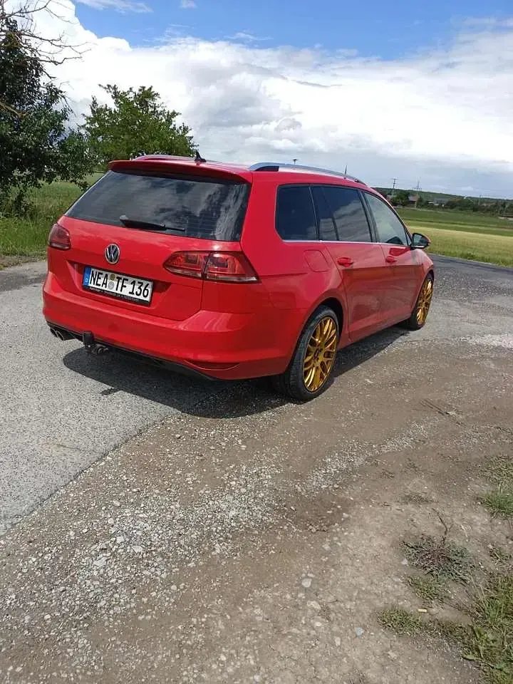 Gebraucht VW Golf VII 150 PS (110 kW) 2016 Rot Kombi