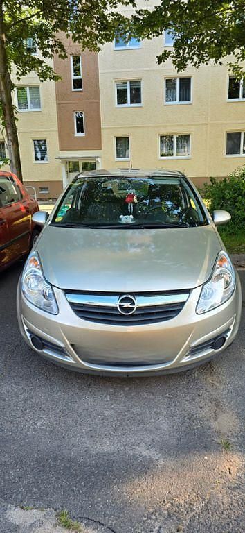 Beige Gebraucht 2008 Opel Corsa Limousine | 2.100 € (Superpreis) - Bild 1/4