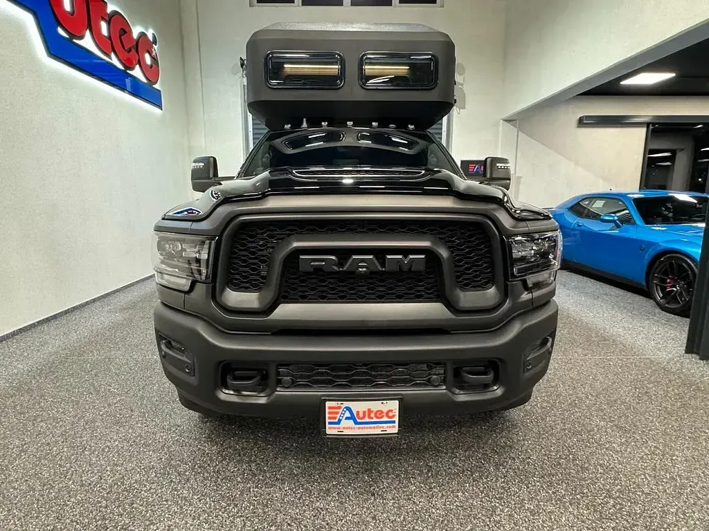 Neu Dodge Ram 416 PS (305 kW) 2026 Schwarz Pickup