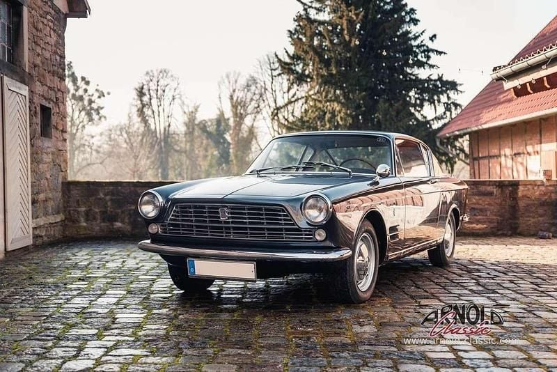 Grau Gebraucht 1963 Fiat 2300 S Coupé | 49.900 € - Bild 1/4