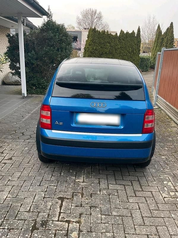 Gebraucht Audi A2 75 PS (55 kW) 2002 Blau Kleinwagen