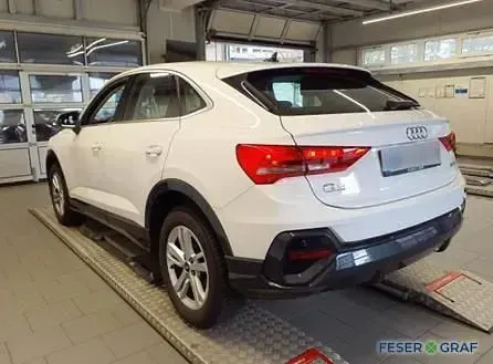 Gebraucht Audi Q3 Sportback Performance 150 PS (110 kW) 2023 Ibisweiß SUV