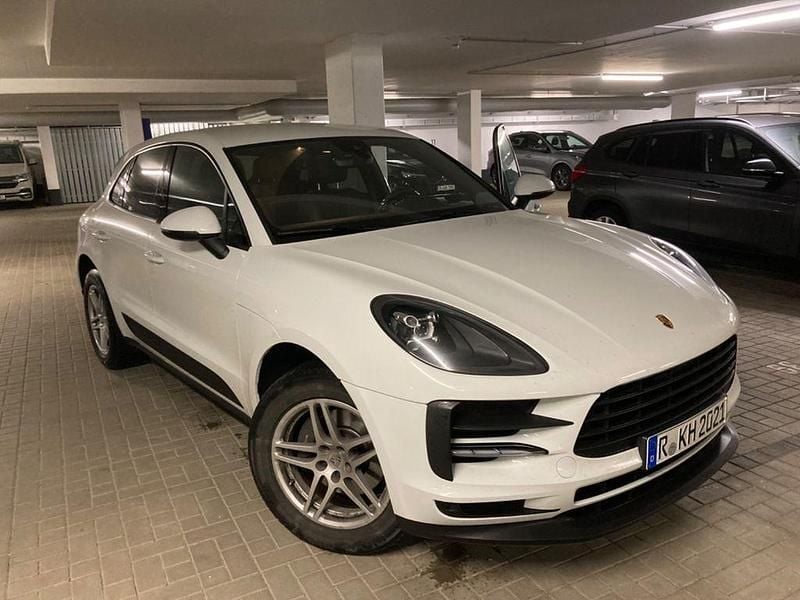 Gebraucht Porsche Macan 245 PS (180 kW) 2021 Weiß SUV
