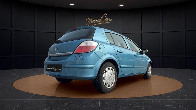 Gebraucht Opel Astra Enjoy 105 PS (77 kW) 2004 Blau Limousine