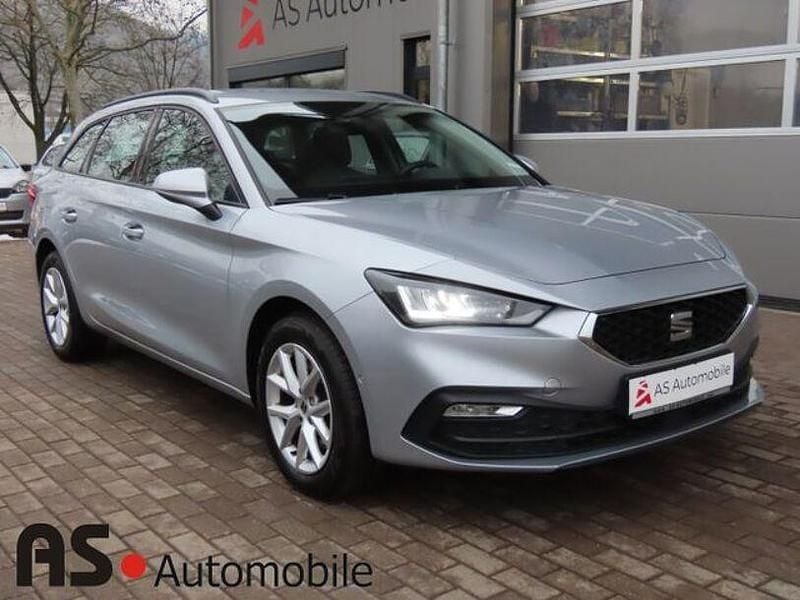 Gebraucht Seat Leon Style 150 PS (110 kW) 2023 Silber Limousine