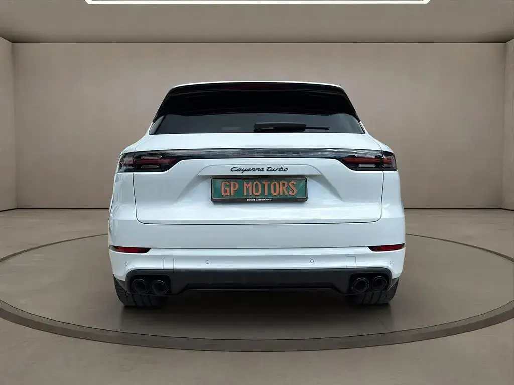 Gebraucht Porsche Cayenne Turbo 549 PS (403 kW) 2022 Weiß SUV