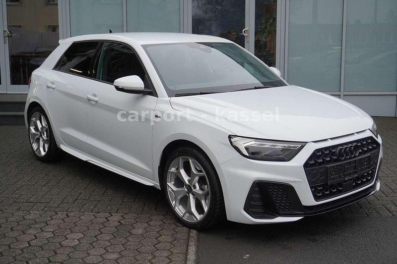 Weiß Gebraucht 2022 Audi A1 Sportback S-Line Kleinwagen | 26.990 € (Fairer Preis) - Bild 1/3