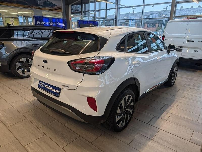 Gebraucht Ford Puma Titanium 125 PS (91 kW) 2022 Weiß SUV