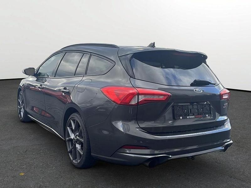 Gebraucht Ford Focus ST 280 PS (205 kW) 2019 Silber Limousine