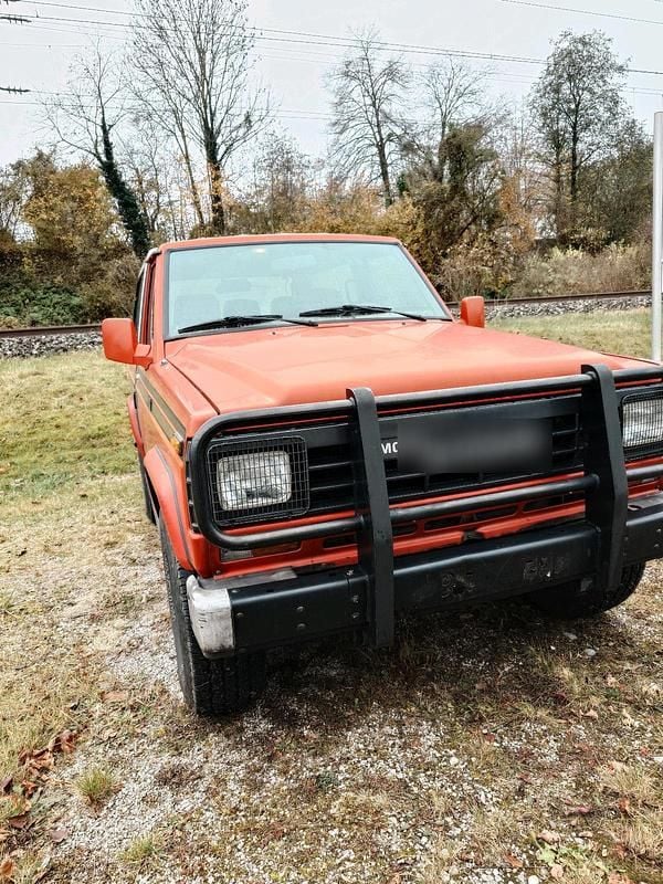 Rot Gebraucht 2025 Nissan Patrol SUV | 12.500 € - Bild 1/4