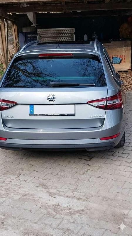 Gebraucht Skoda Superb Style 190 PS (139 kW) 2016 Kombi