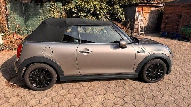 Gebraucht Mini One Cabriolet Pepper 102 PS (75 kW) 2018 Grau Cabrio