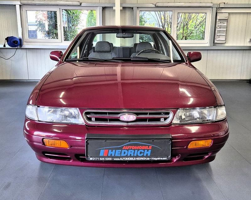 Gebraucht Kia Sephia 80 PS (58 kW) 1995 Violet Limousine