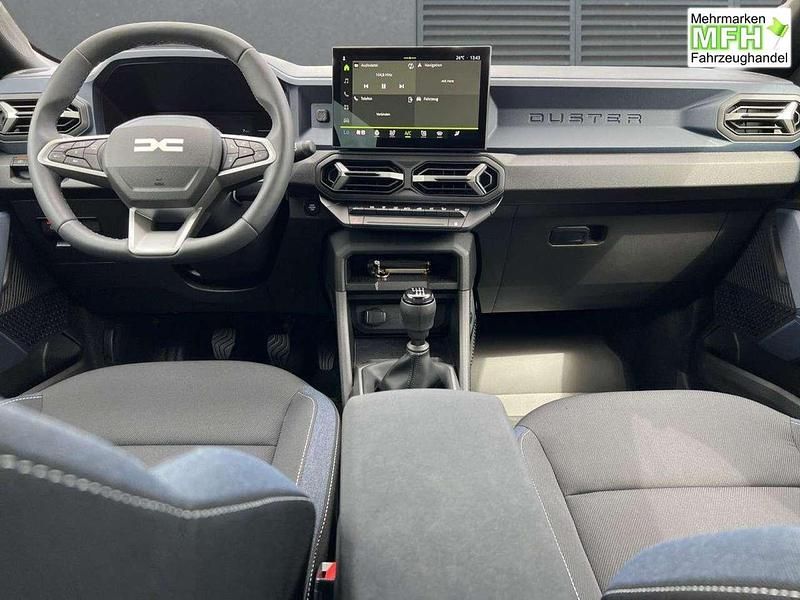 Neu Dacia Duster Journey 101 PS (74 kW) 2025 Dolomitgrau SUV