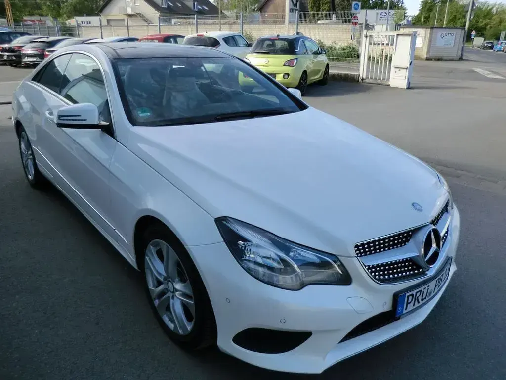 Occasion Mercedes E200 184 ch (135 kW) 2014 Blanc Coupé