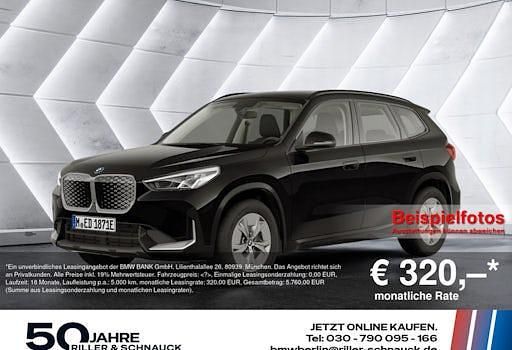 Neu BMW iX1 150 kW (204 PS) 2026 Schwarz SUV