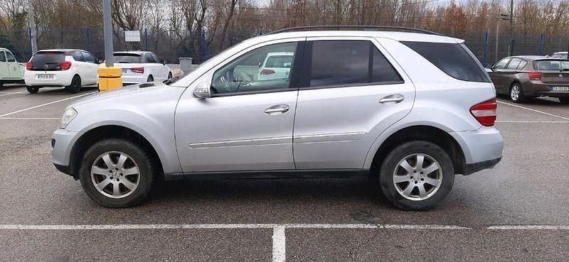 Gebraucht Mercedes ML280 190 PS (139 kW) 2007 Silber SUV