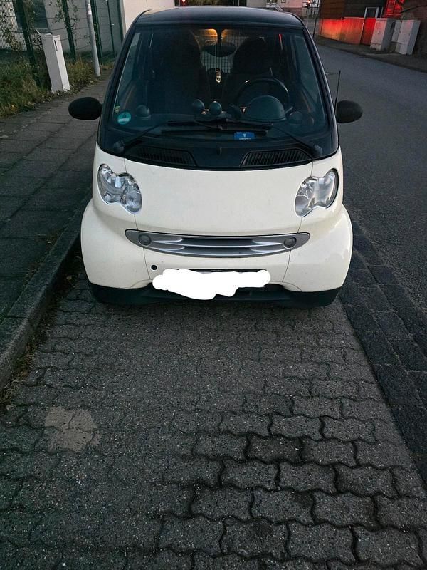 Schwarz Gebraucht 2005 Smart ForTwo Coupé Coupé | 1.000 € (Guter Preis) - Bild 1/4