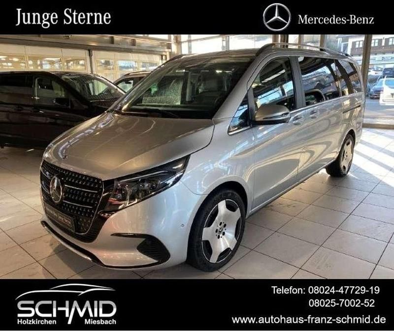 Gebraucht Mercedes V300 237 PS (174 kW) 2025 Hightechsilber Van / Kleinbus