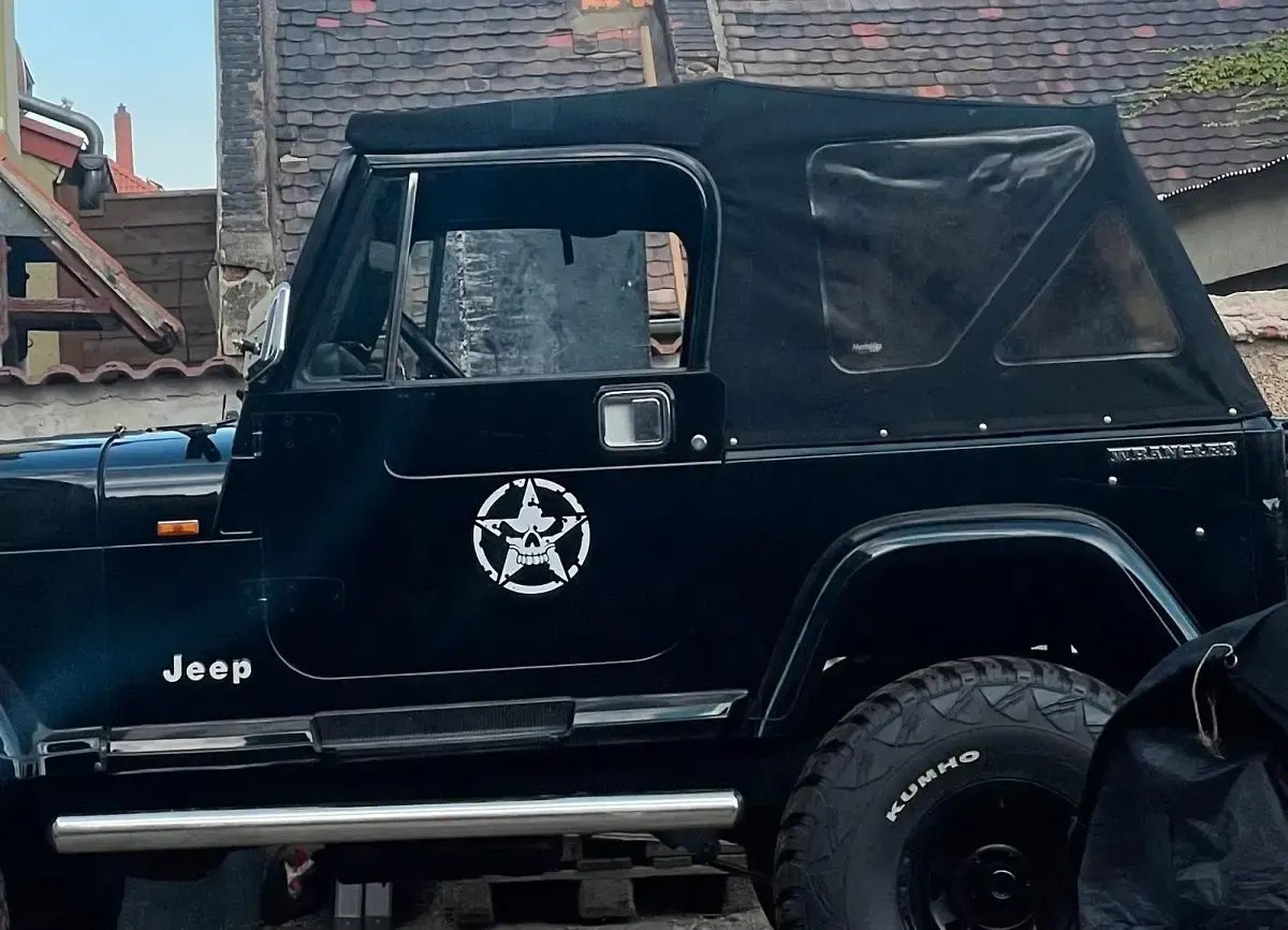 Gebraucht Jeep Wrangler 104 PS (76 kW) 1990 Schwarz SUV