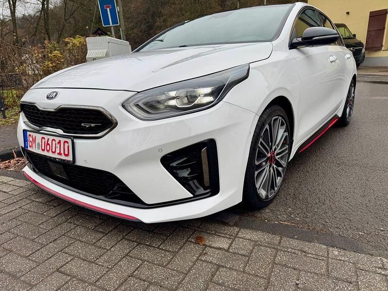 Gebraucht Kia ProCeed 204 PS (150 kW) 2018 Weiß Kleinwagen