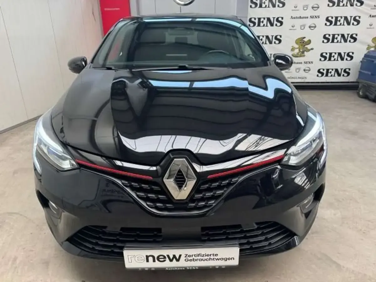 Gebraucht Renault Clio V Intens 131 PS (96 kW) 2019 Black pearl schwarz Limousine