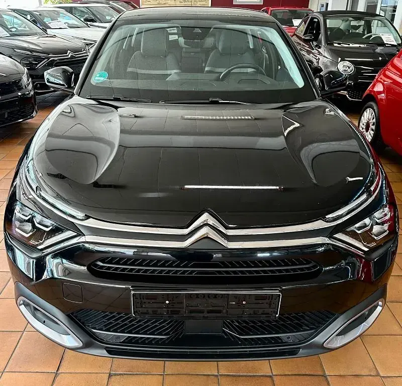 Gebraucht Citroën C4 131 PS (96 kW) 2023 Schwarz SUV