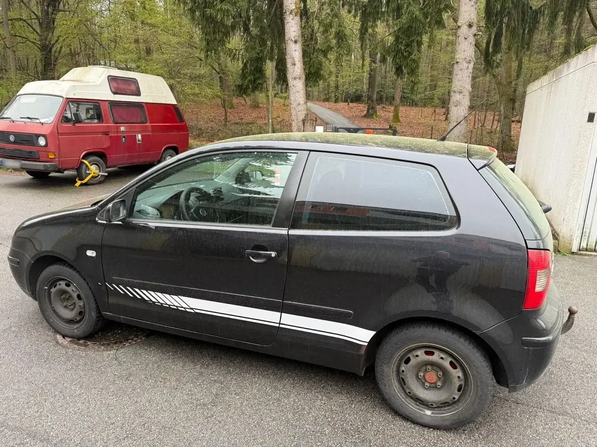 Gebraucht VW Polo Cricket 75 PS (55 kW) 2004 Schwarz Kleinwagen