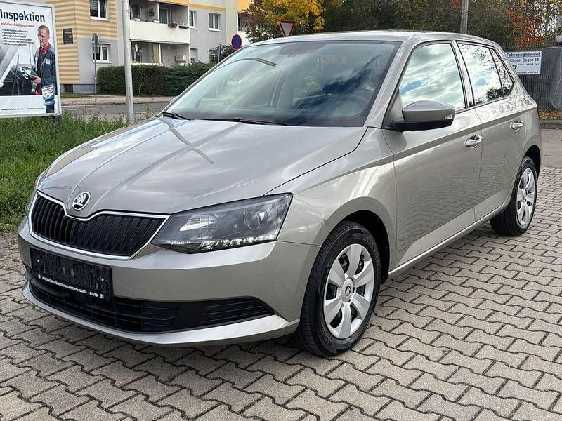 Beige Gebraucht 2015 Skoda Fabia Kleinwagen | 8.500 € (Superpreis) - Bild 1/4