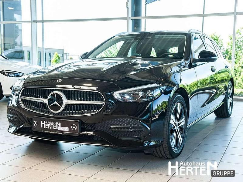 Lack obsidianschwarz Gebraucht 2024 Mercedes C300e Avantgarde Kombi | 39.900 € (Superpreis) - Bild 1/4