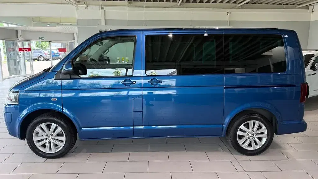 Gebraucht VW T5 Life 179 PS (131 kW) 2013 Blau Van