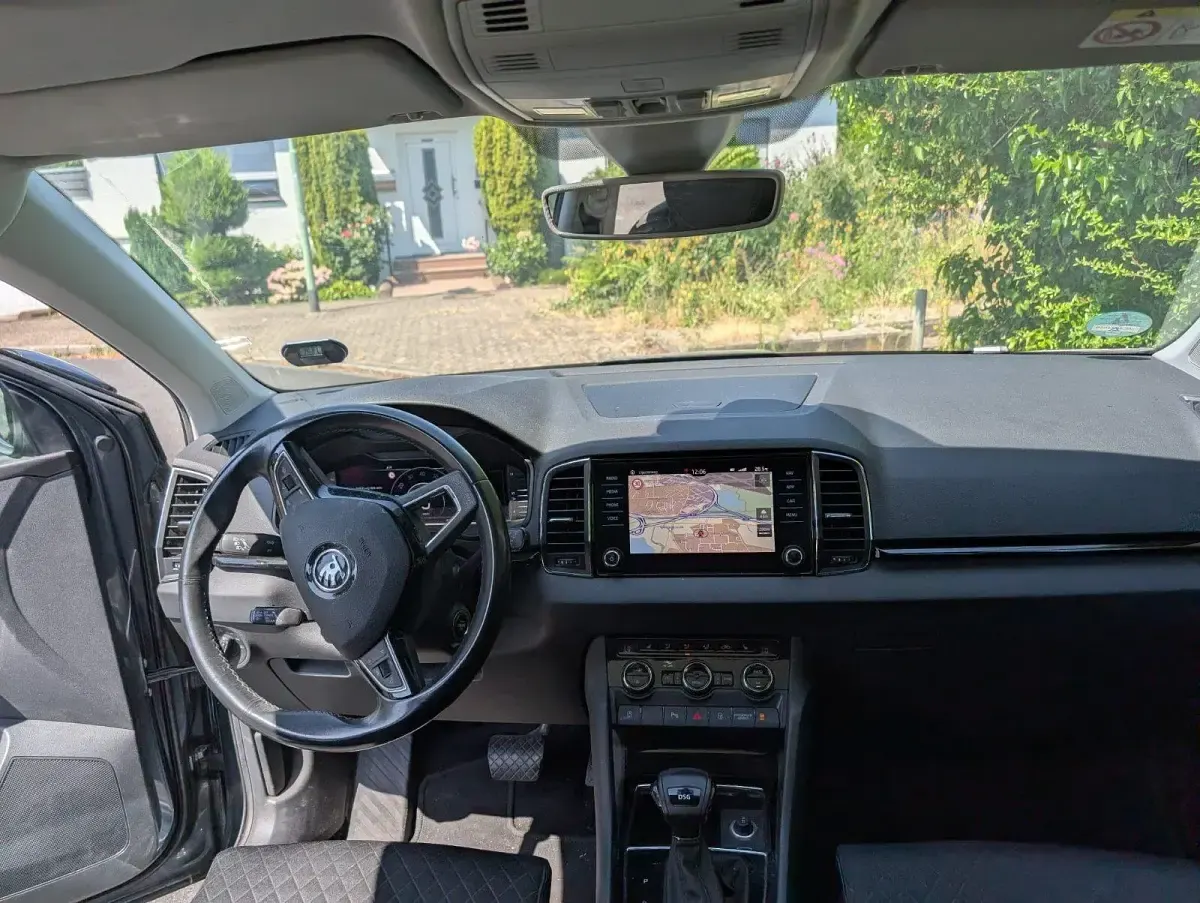 Gebraucht Skoda Karoq 150 PS (110 kW) 2019 Grau SUV