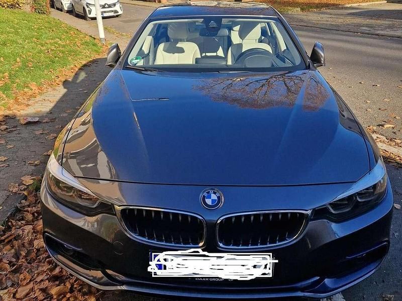 Grau Gebraucht 2018 BMW 440 Sport Line Coupé | 28.500 € (Superpreis) - Bild 1/4