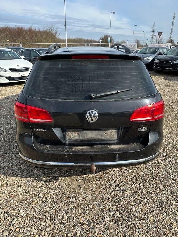 Gebraucht VW Passat Comfortline 140 PS (102 kW) 2011 Schwarz Limousine