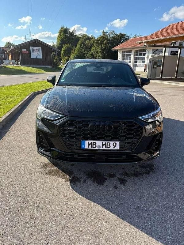 Gebraucht Audi Q3 245 PS (180 kW) 2022 Schwarz SUV