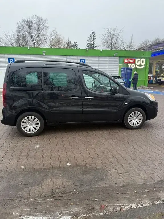 Gebraucht Citroën Berlingo SELECTION 98 PS (72 kW) 2018 Schwarz Van / Kleinbus