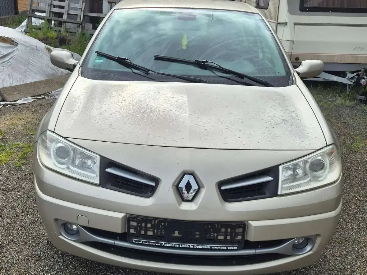 Gebraucht Renault Mégane 111 PS (81 kW) 2008 Beige Limousine