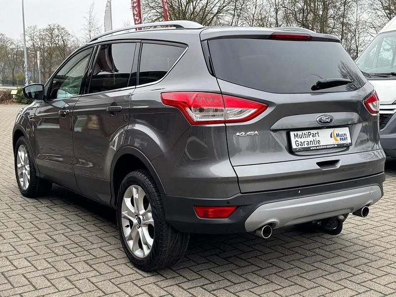 Gebraucht Ford Kuga Titanium 163 PS (119 kW) 2014 Grau SUV