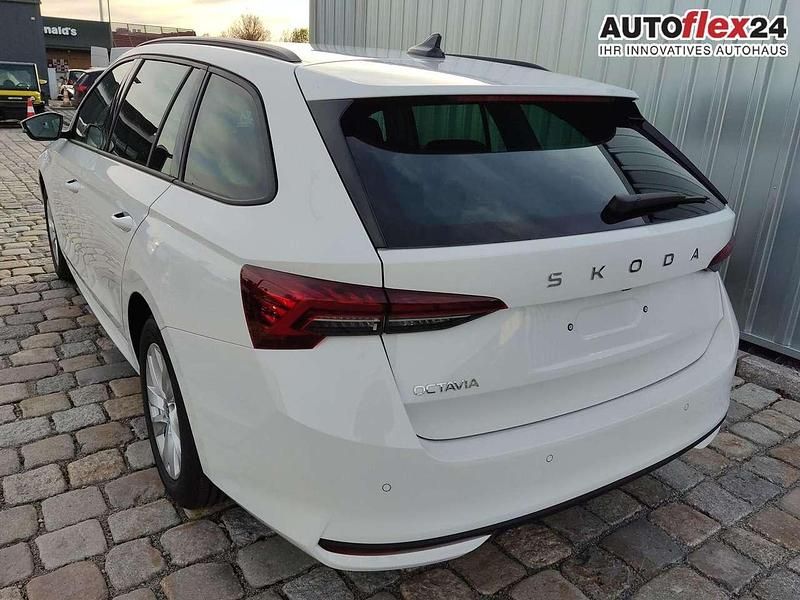 Neu Skoda Octavia Selection 150 PS (110 kW) 2026 Weiß Kombi