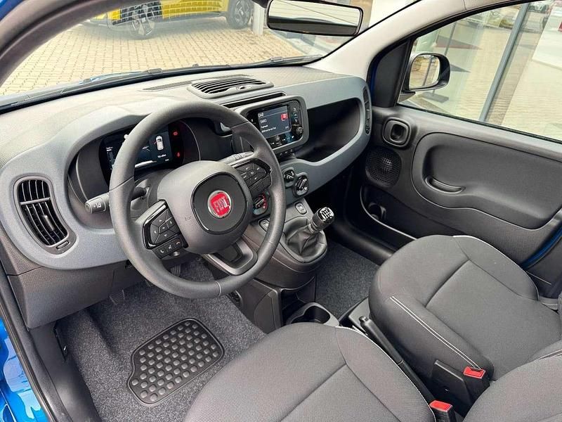 Neu Fiat Panda 69 PS (50 kW) 2025 Blau Kleinwagen