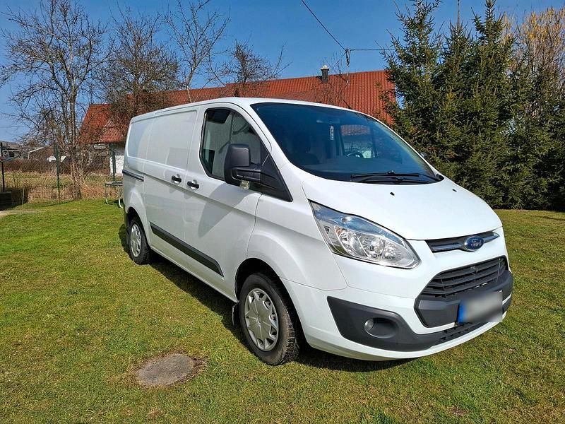 Gebraucht Ford Transit Custom 102 PS (75 kW) 2015 Weiß Van / Kleinbus