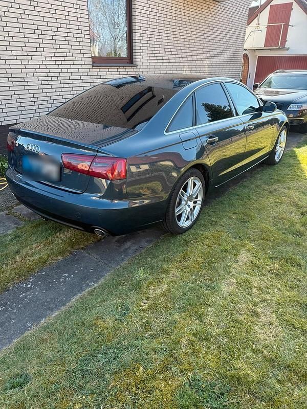 Gebraucht Audi A6 204 PS (150 kW) 2011 Blau Limousine