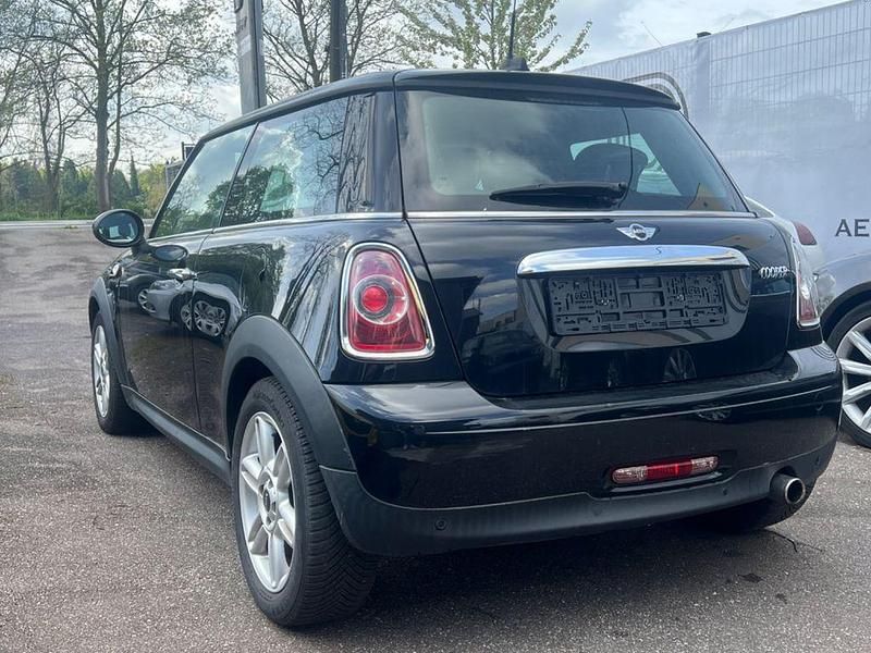 Gebraucht Mini Cooper 122 PS (89 kW) 2010 Schwarz Kleinwagen