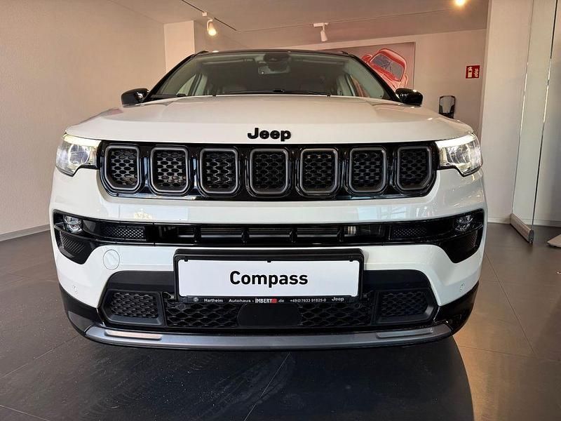 Second-hand Jeep Compass 131 CP (96 kW) 2023 Alb SUV
