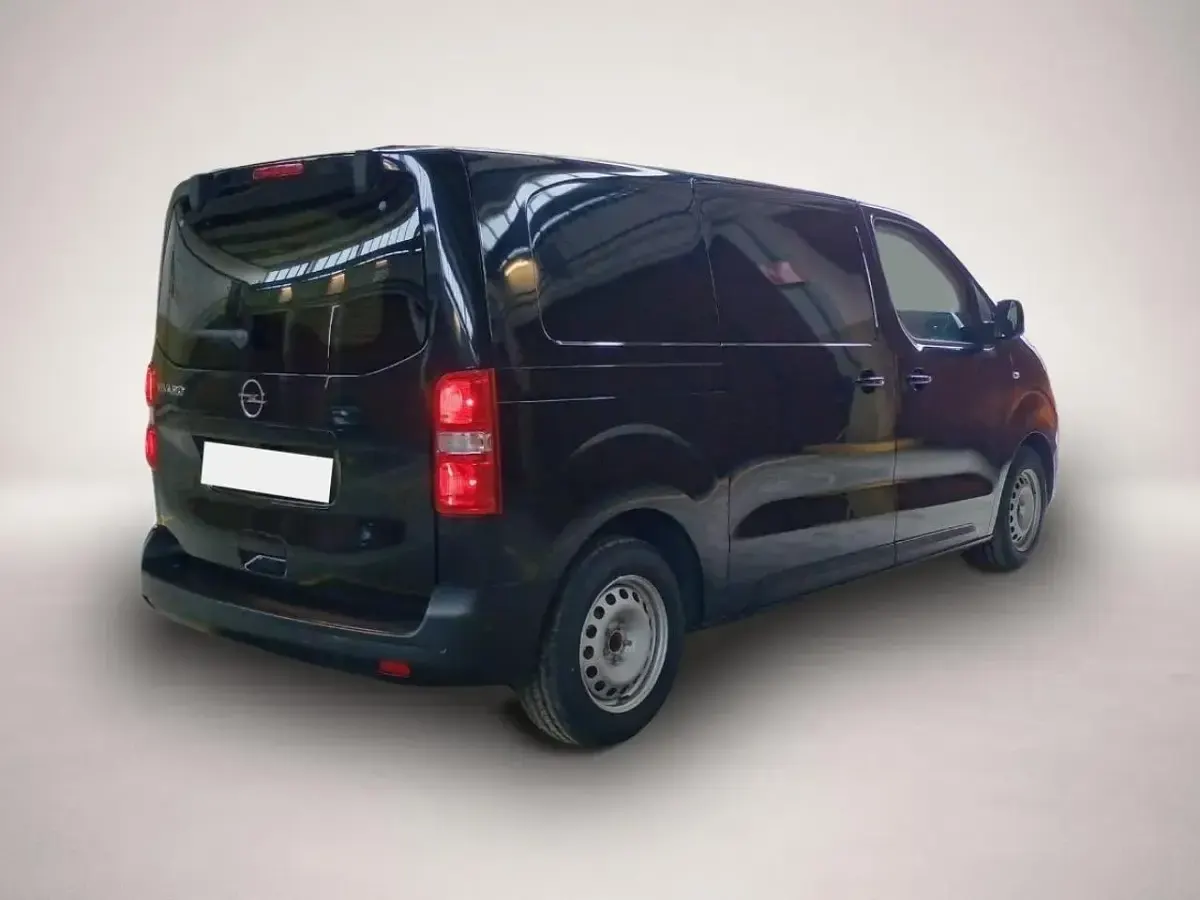 Neu Opel Vivaro-e Combi Edition 144 PS (105 kW) 2025 Manufacturer Van / Kleinbus