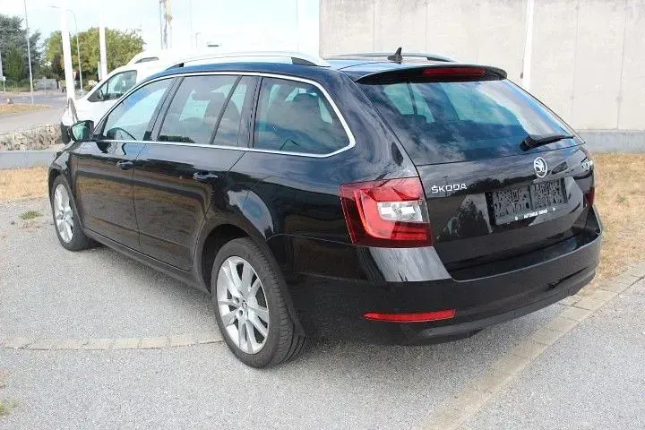 Gebraucht Skoda Octavia Sport 150 PS (110 kW) 2018 Schwarz Limousine