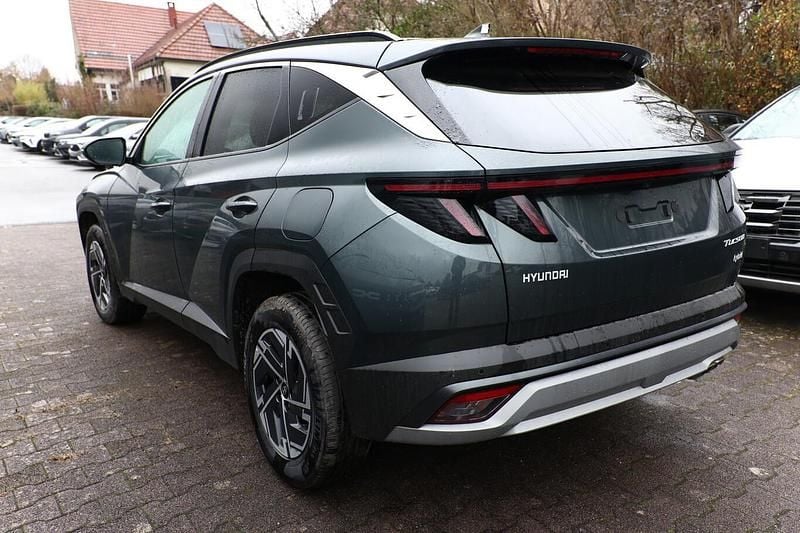 Neu Hyundai Tucson Select 215 PS (158 kW) 2025 Cypress green mineraleffekt SUV